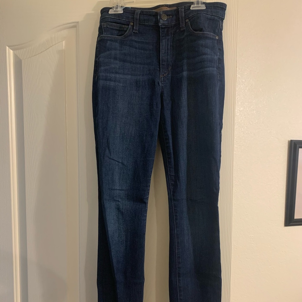Joe’s jeans size 25. Minor wear-high rise skinny